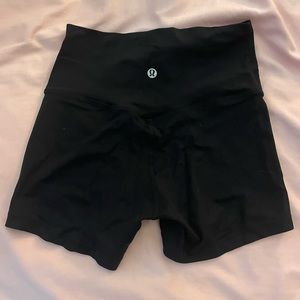 Lululemon black high rise align short 4” length